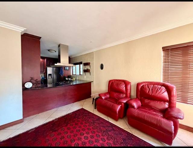4 BEDROOM PROPERTY TO RENT IN NEWLANDS